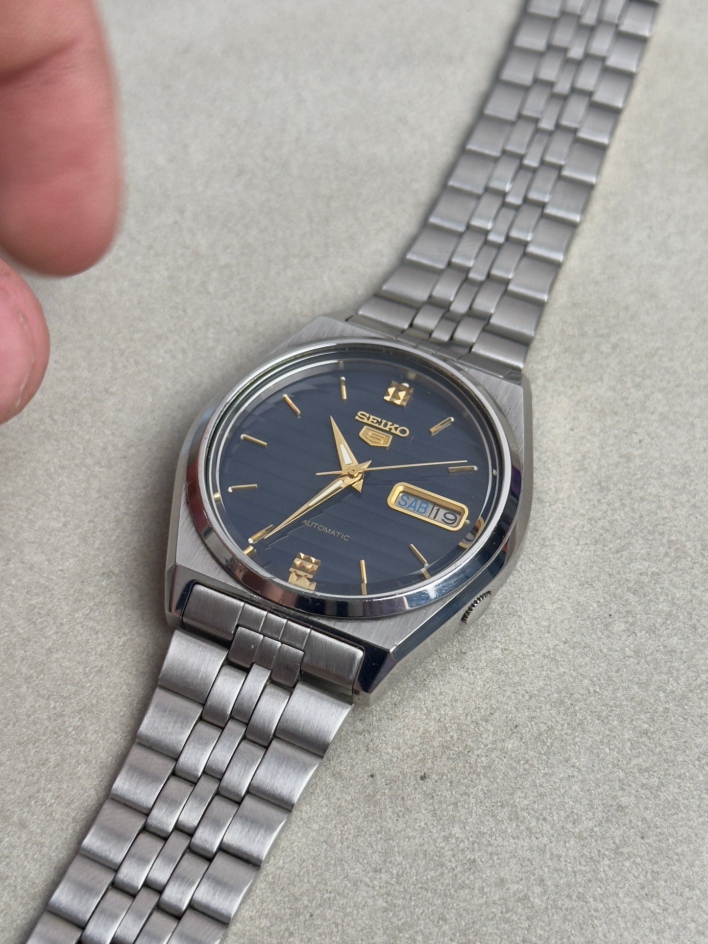 Seiko 5 7009-876A Blue Striped