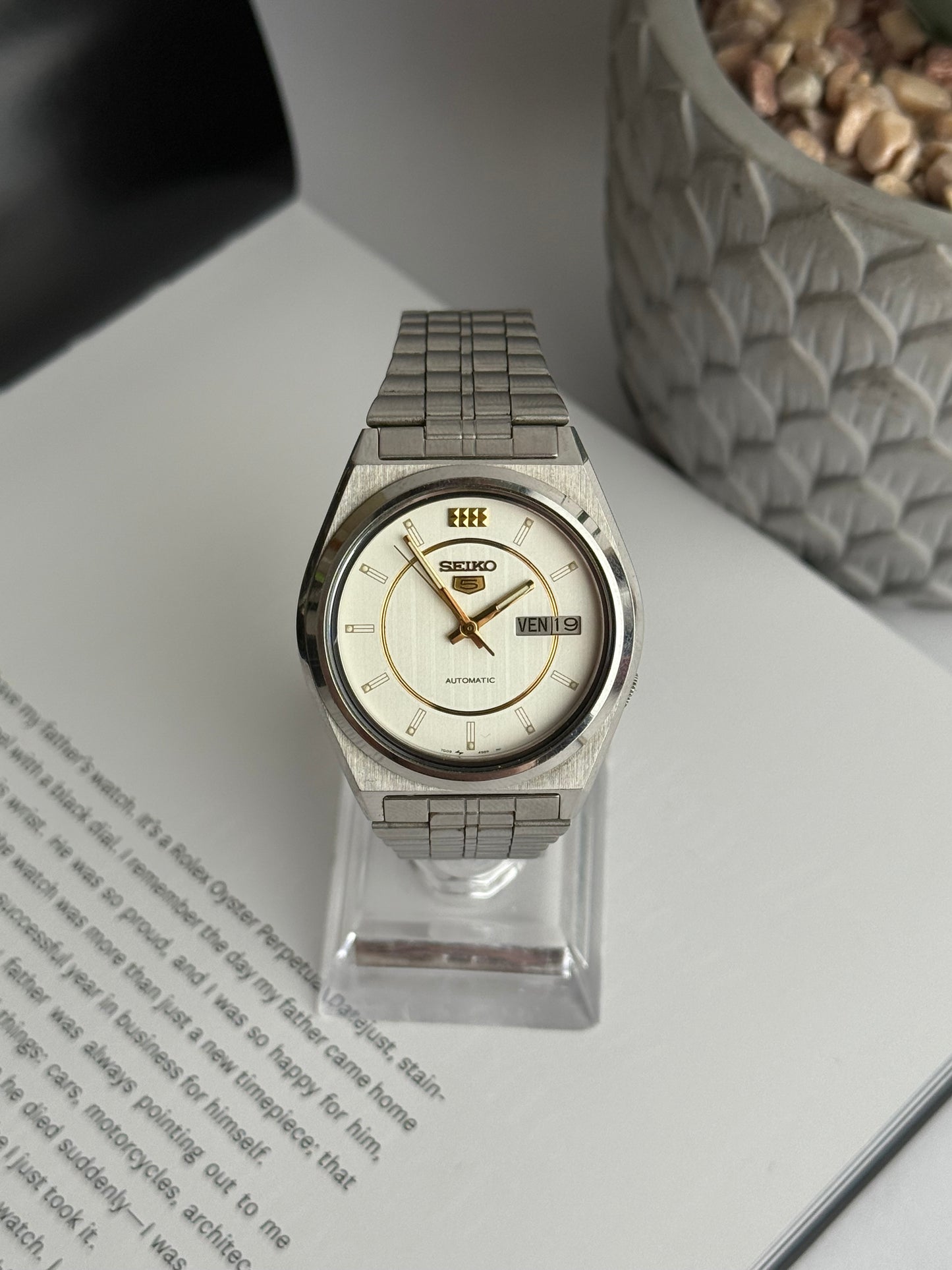 Seiko 5 7009-876A
