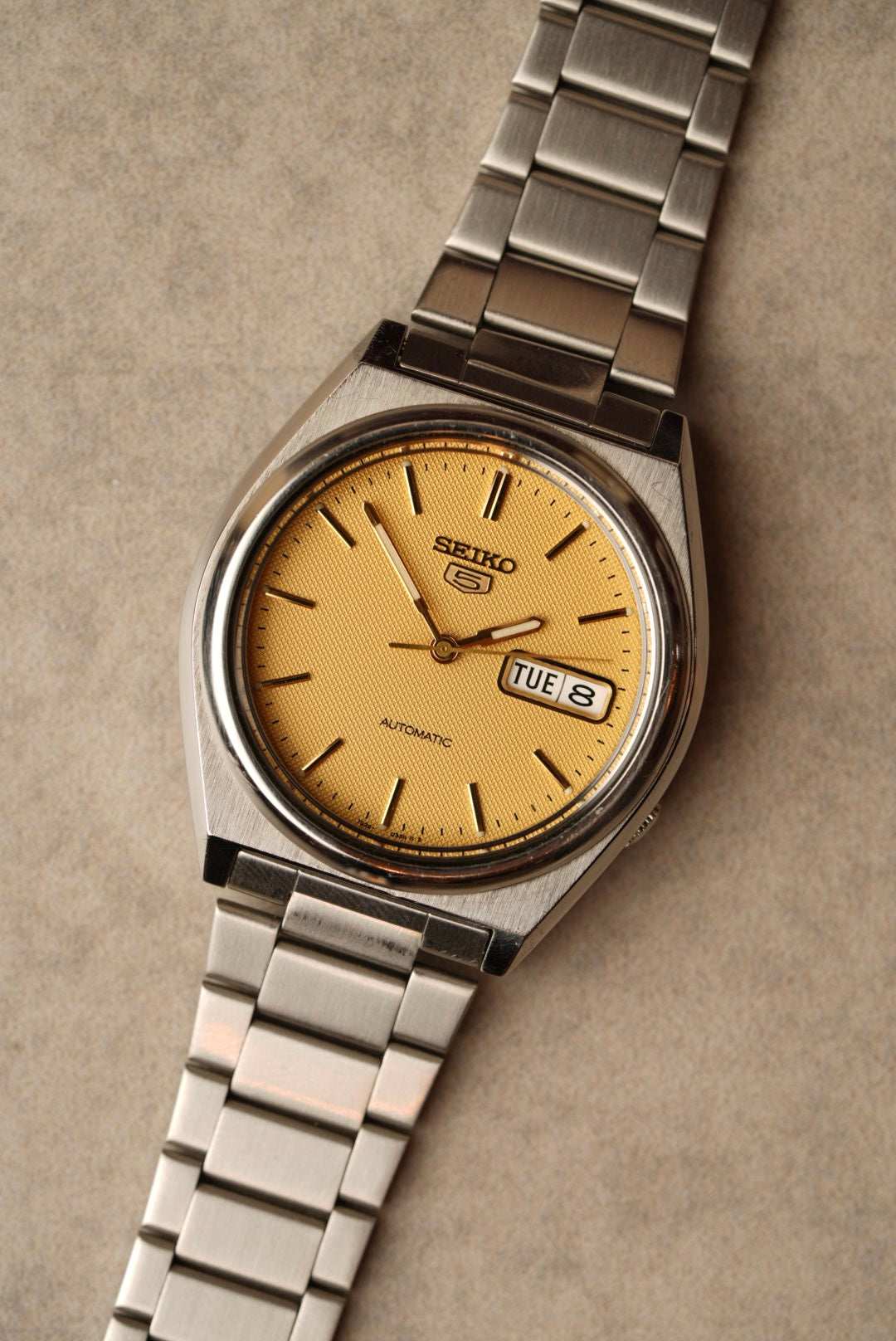 Seiko 5 7S26-8760 – Legacy and Luxury LTD