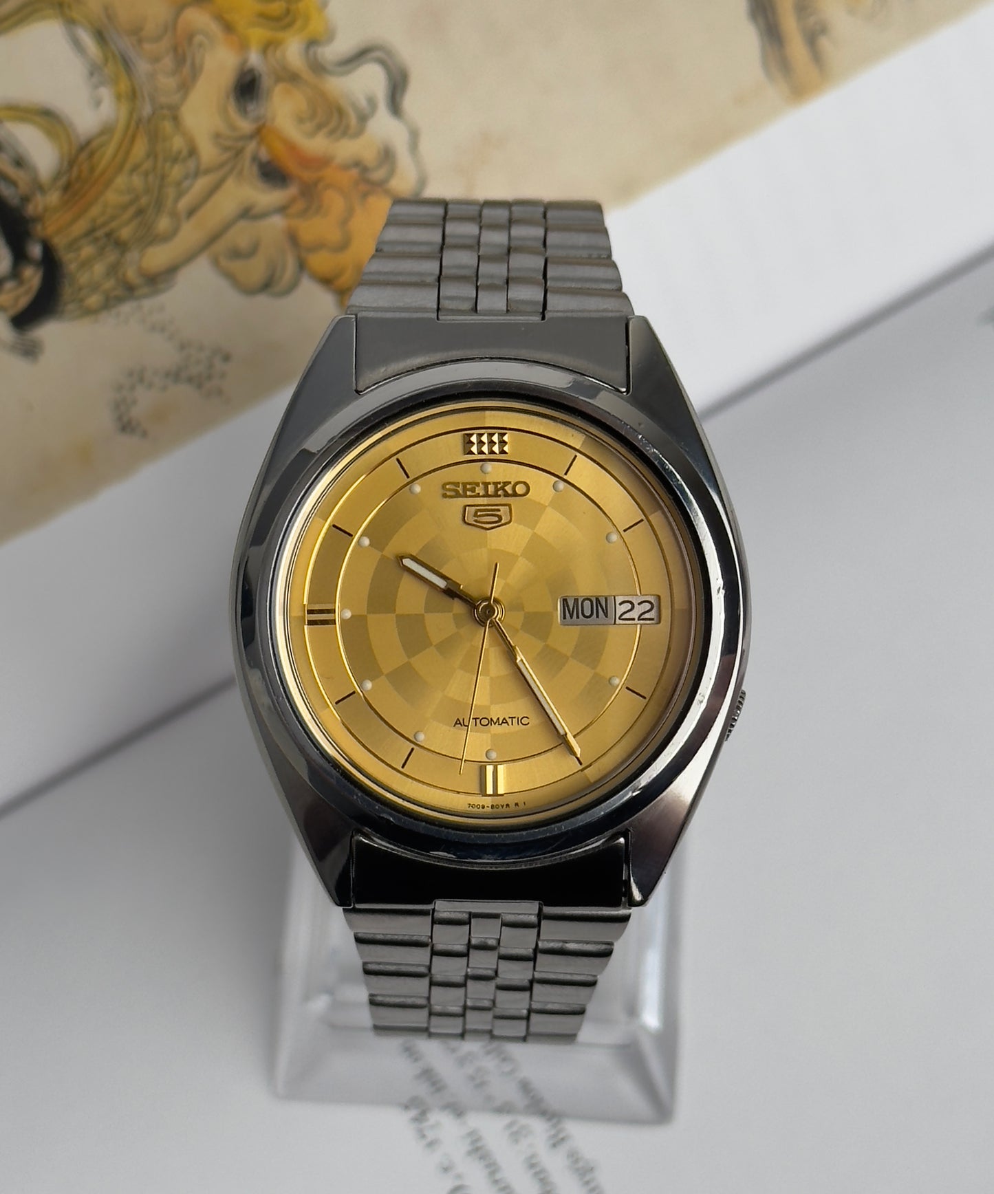 Seiko 5 7009-3180 ‘Golden Squares’