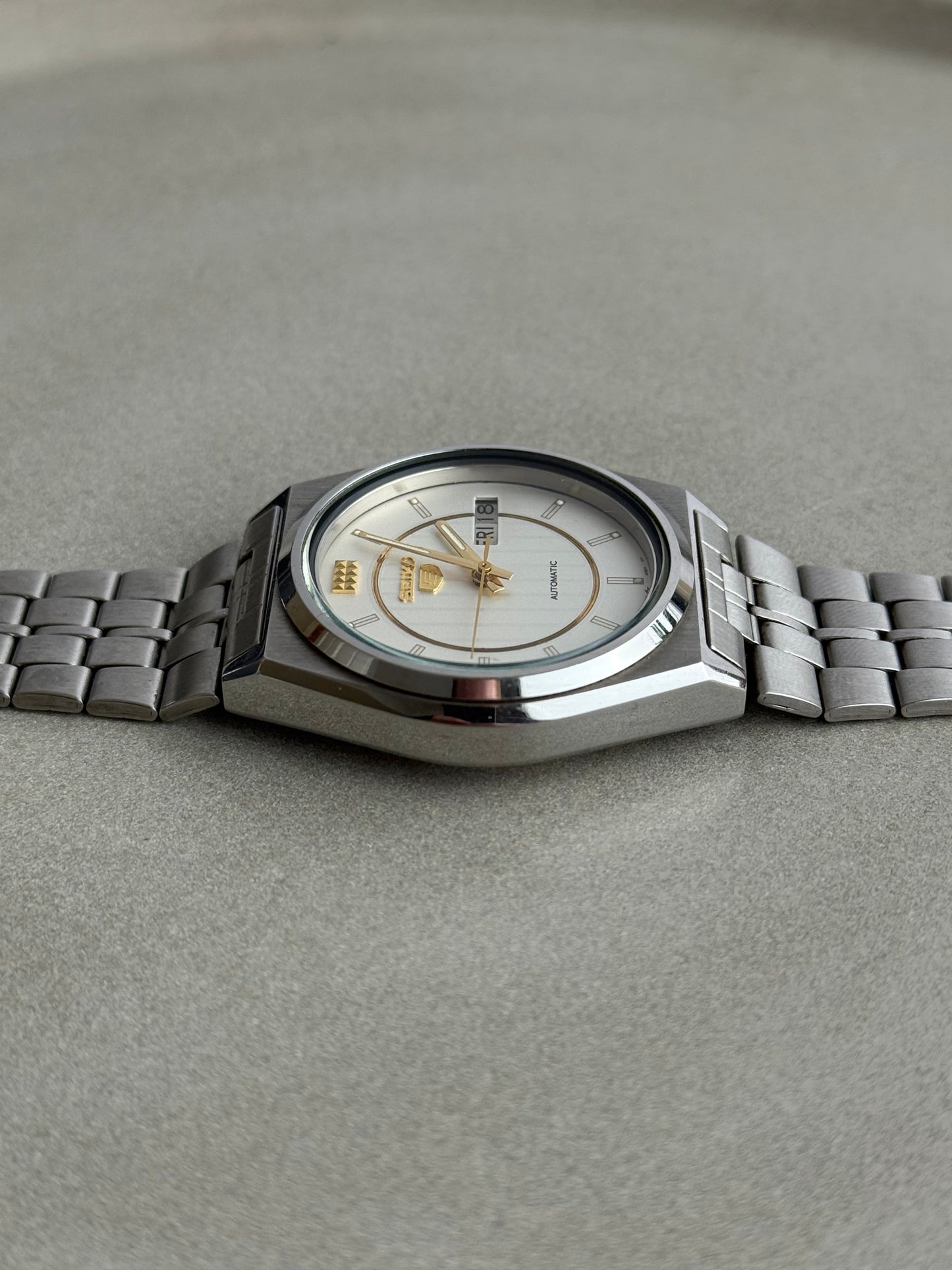 Seiko 5 7009-876A