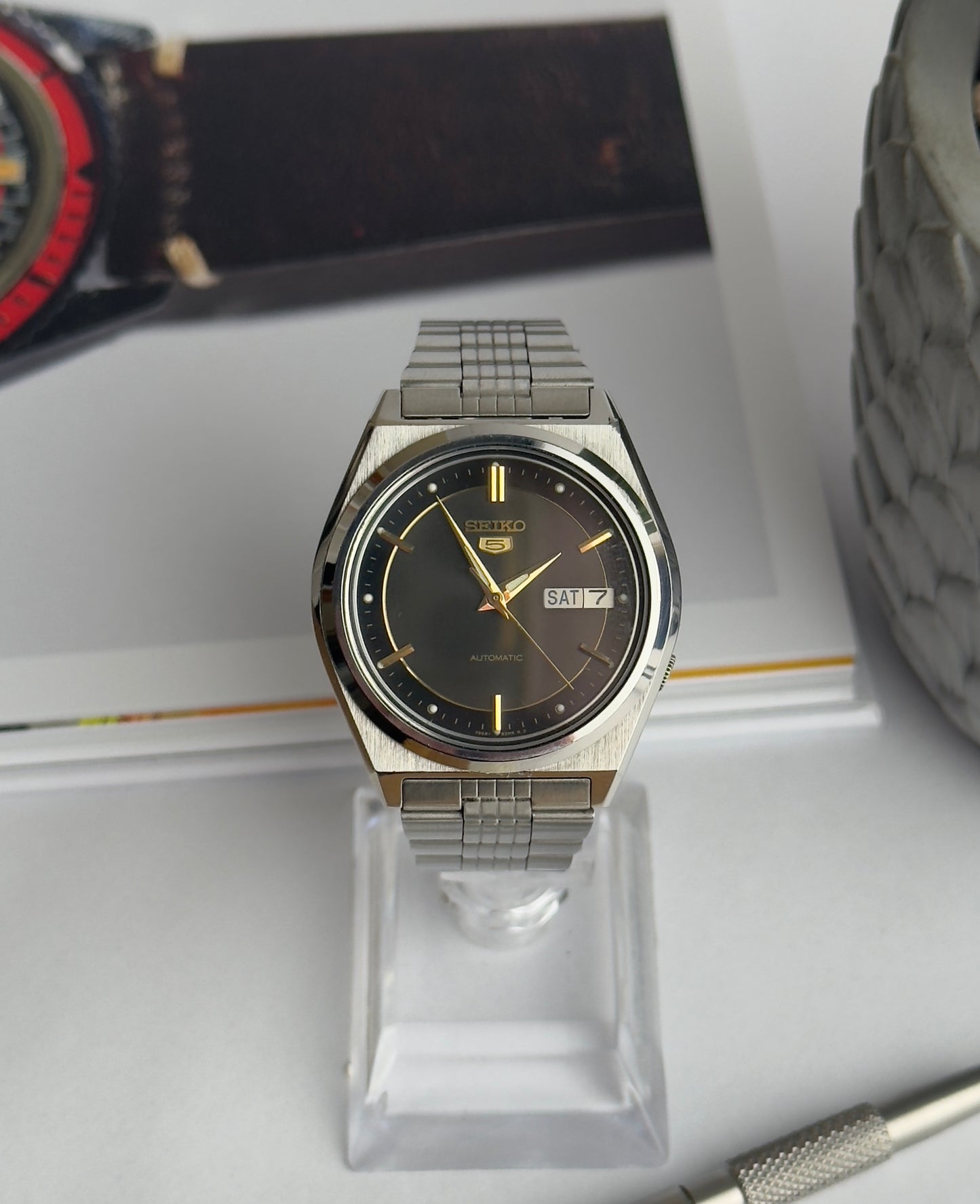 Seiko 5 7009-8760