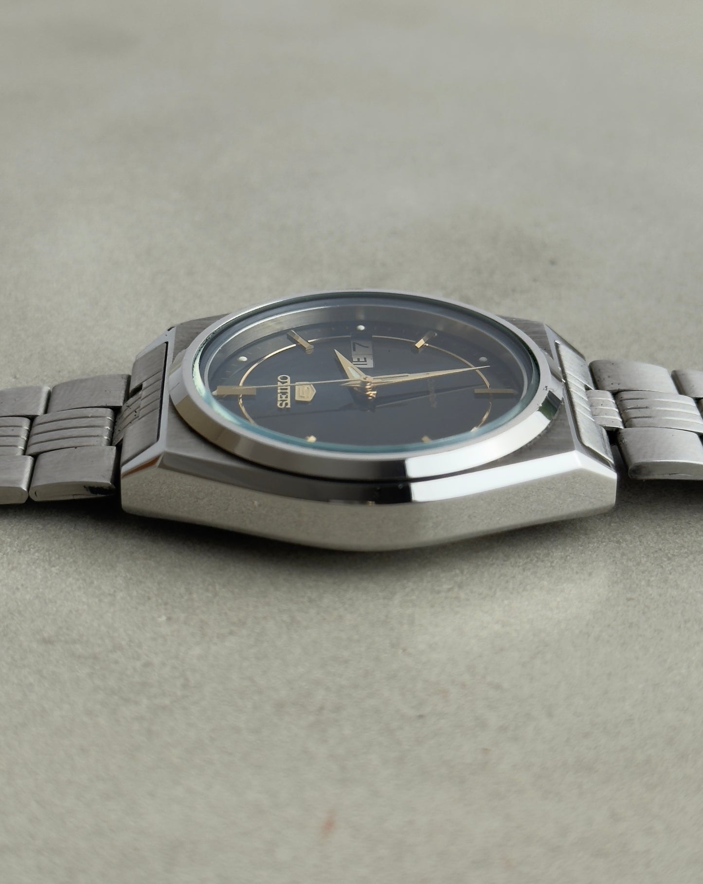 Seiko 5 7009-8760