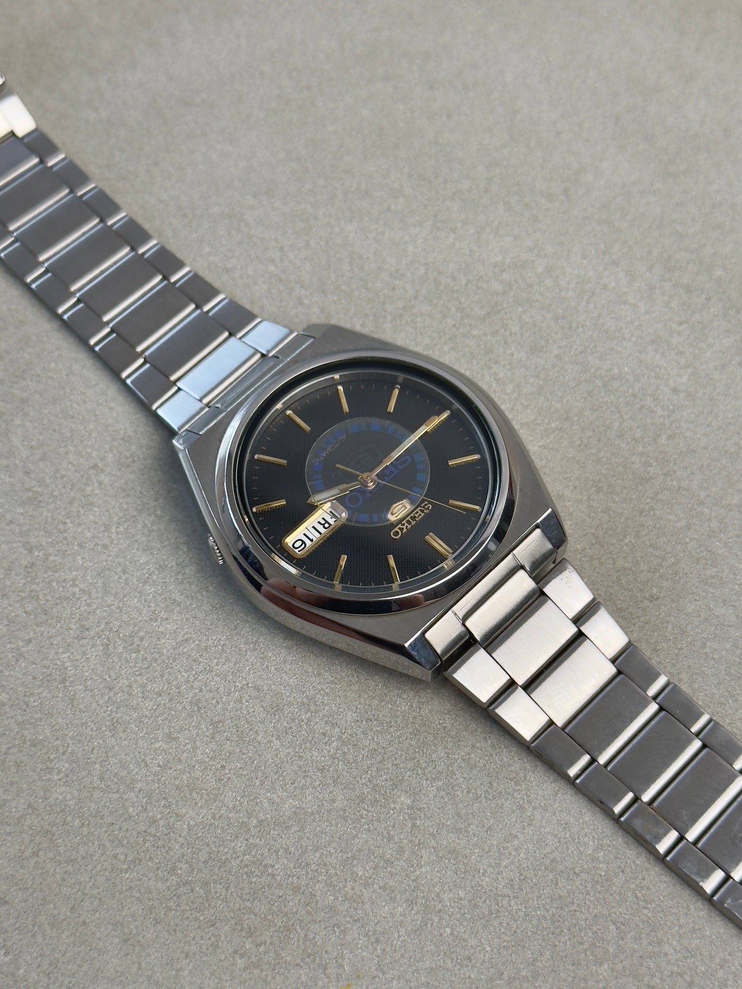 Seiko 5 7S26-8760 ‘New Old Stock’ Black Textured