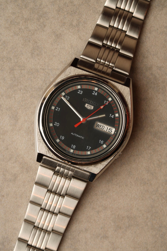 Seiko 5 7S26-0570