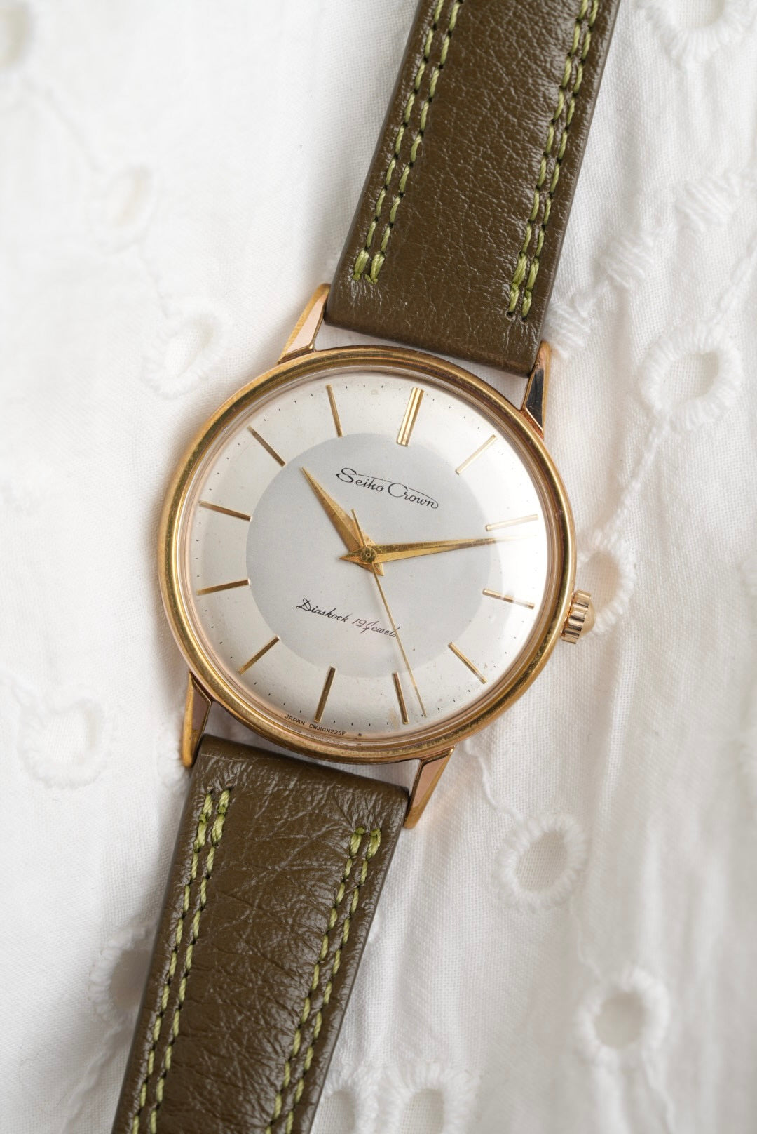 Seiko Crown – J14089 - Diashock 19 Jewels
