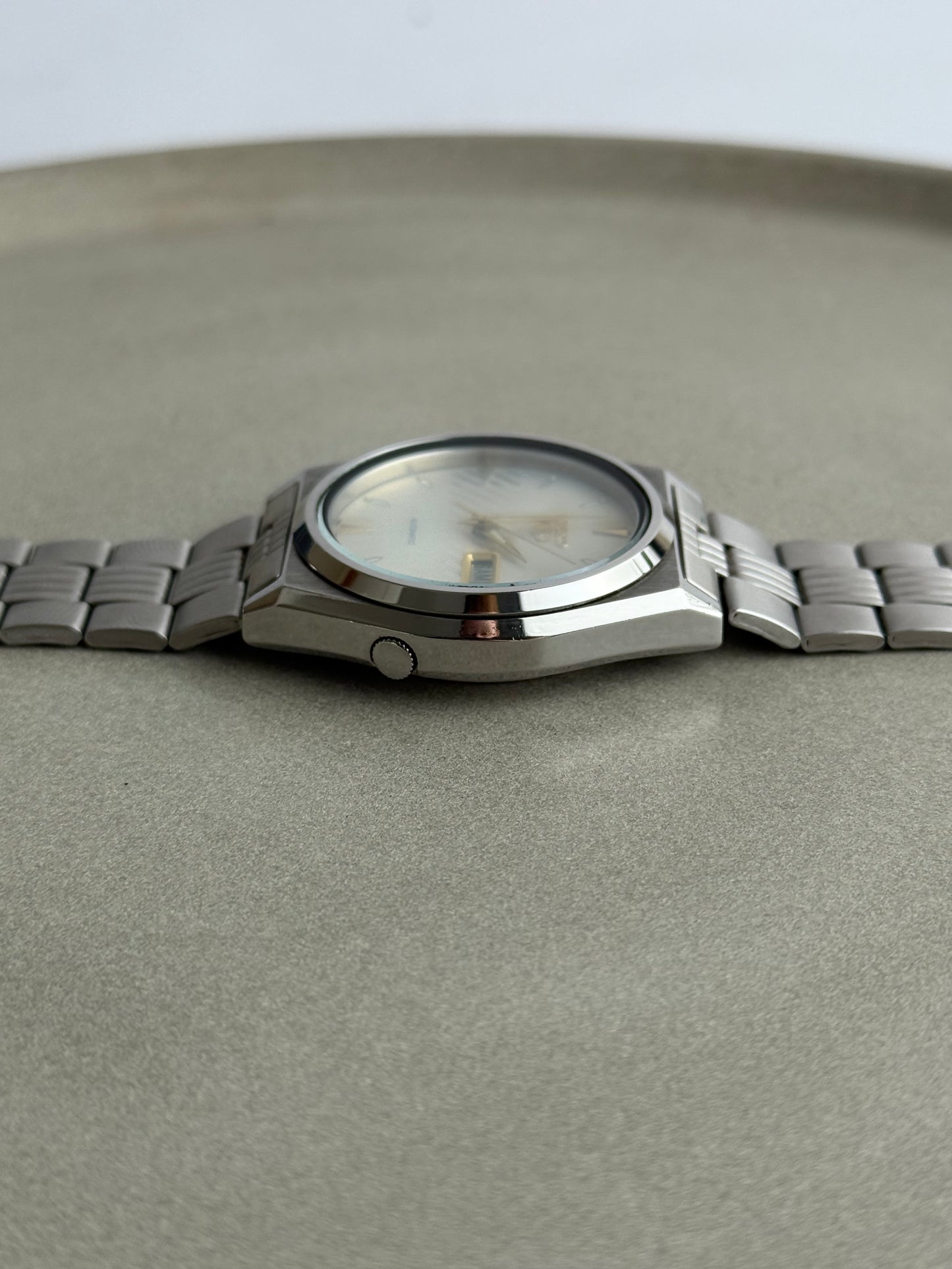 Seiko 5 7009-876A