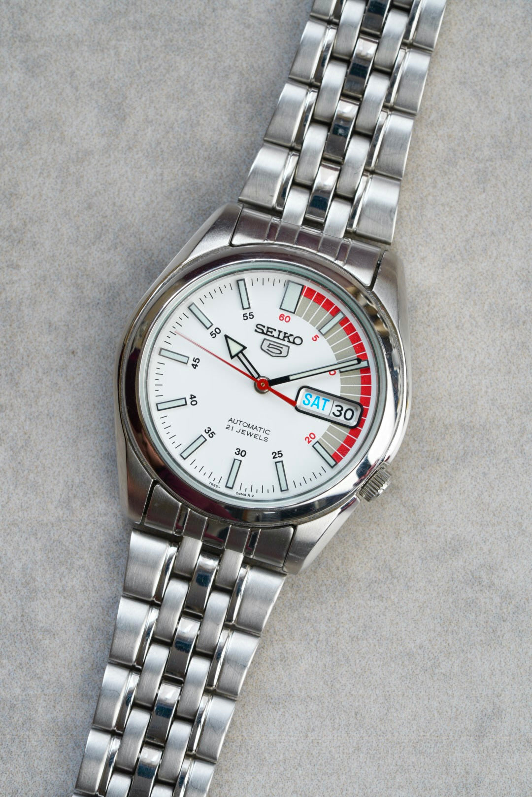 Seiko 5 7S26-01V0