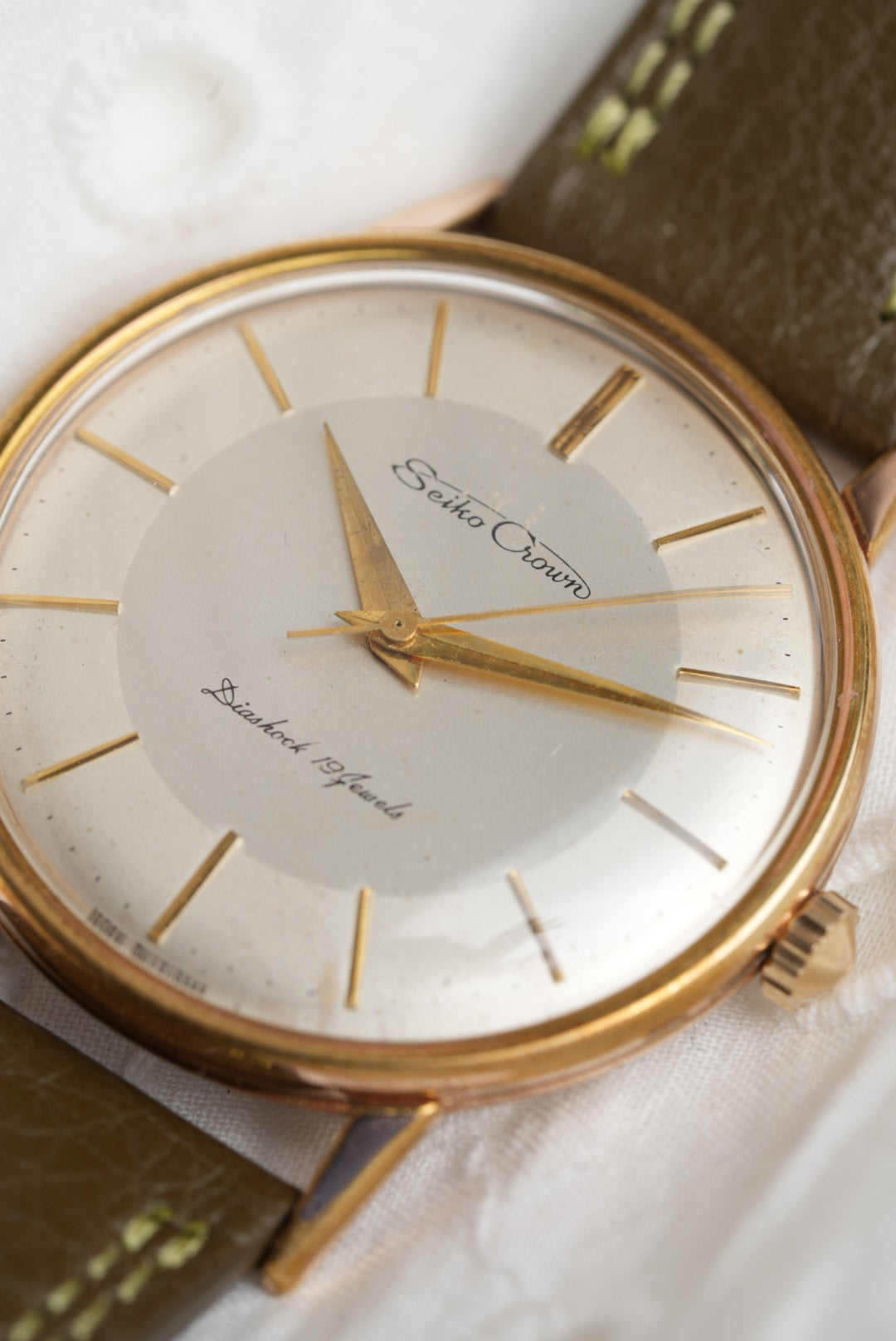 Seiko Crown – J14089 - Diashock 19 Jewels