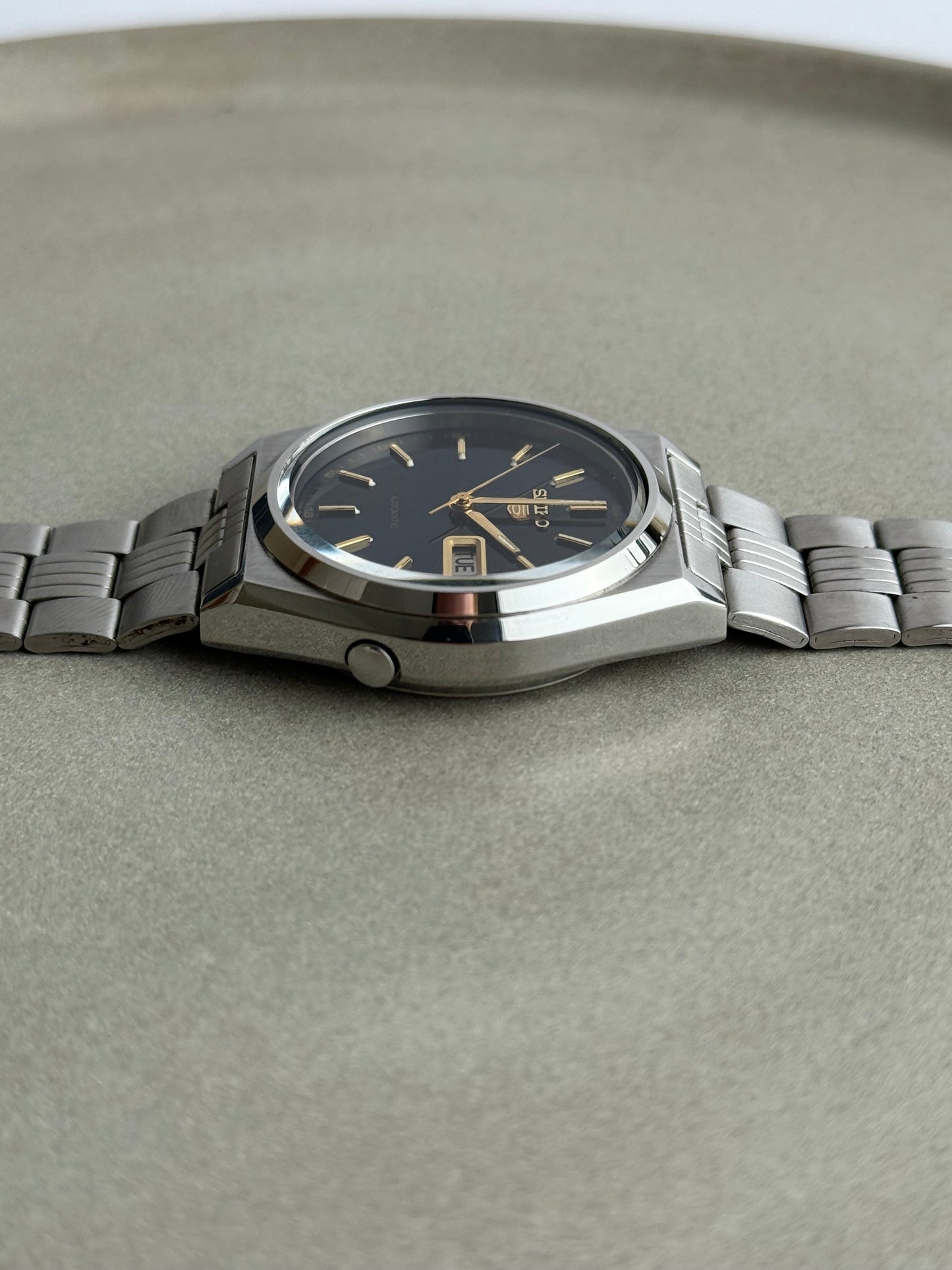Seiko 5 7009-8761