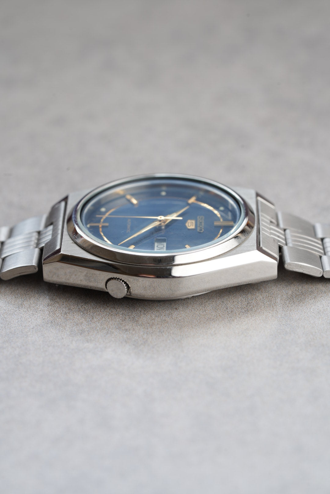 Seiko 5 7009-876A