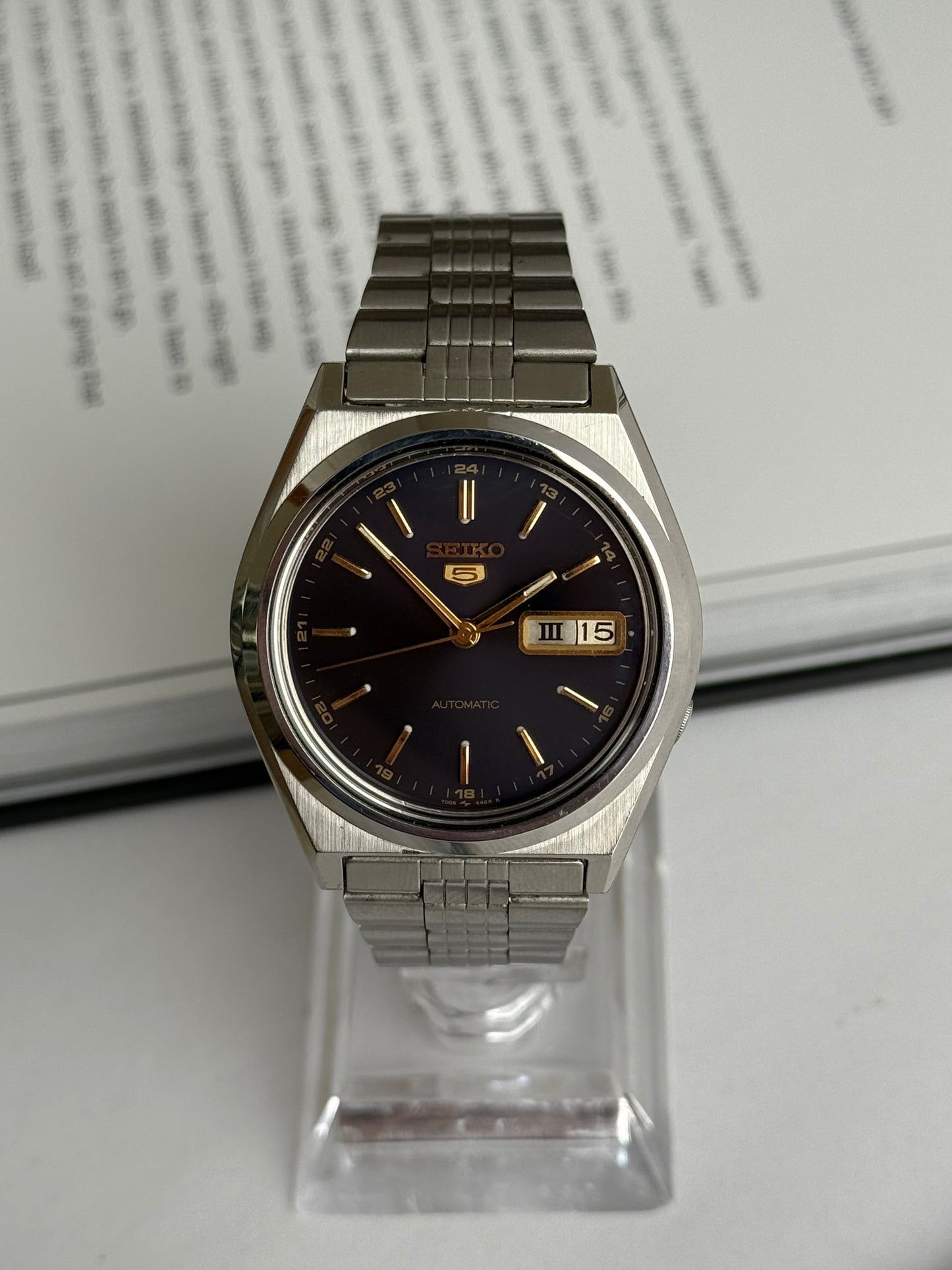 Seiko 5 7009-8761