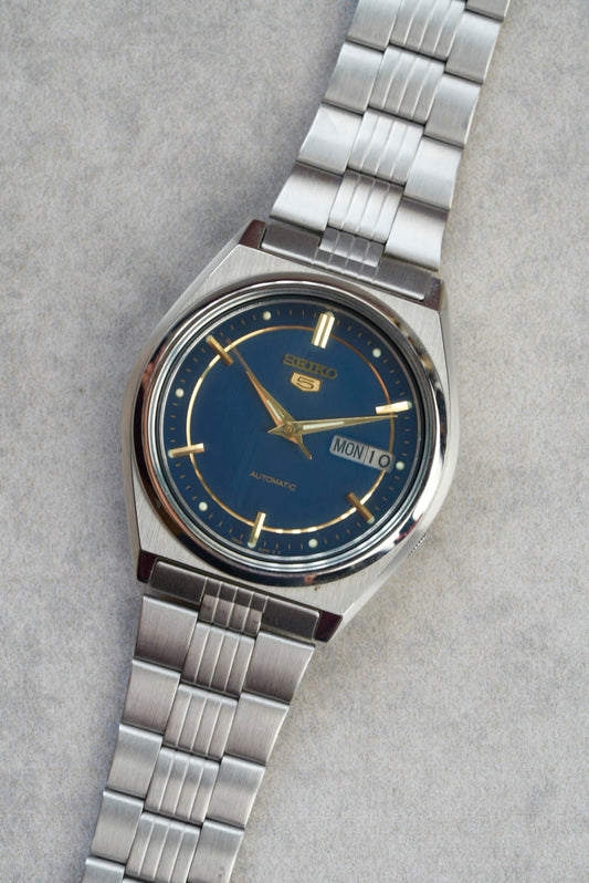 Seiko 5 7009-876A
