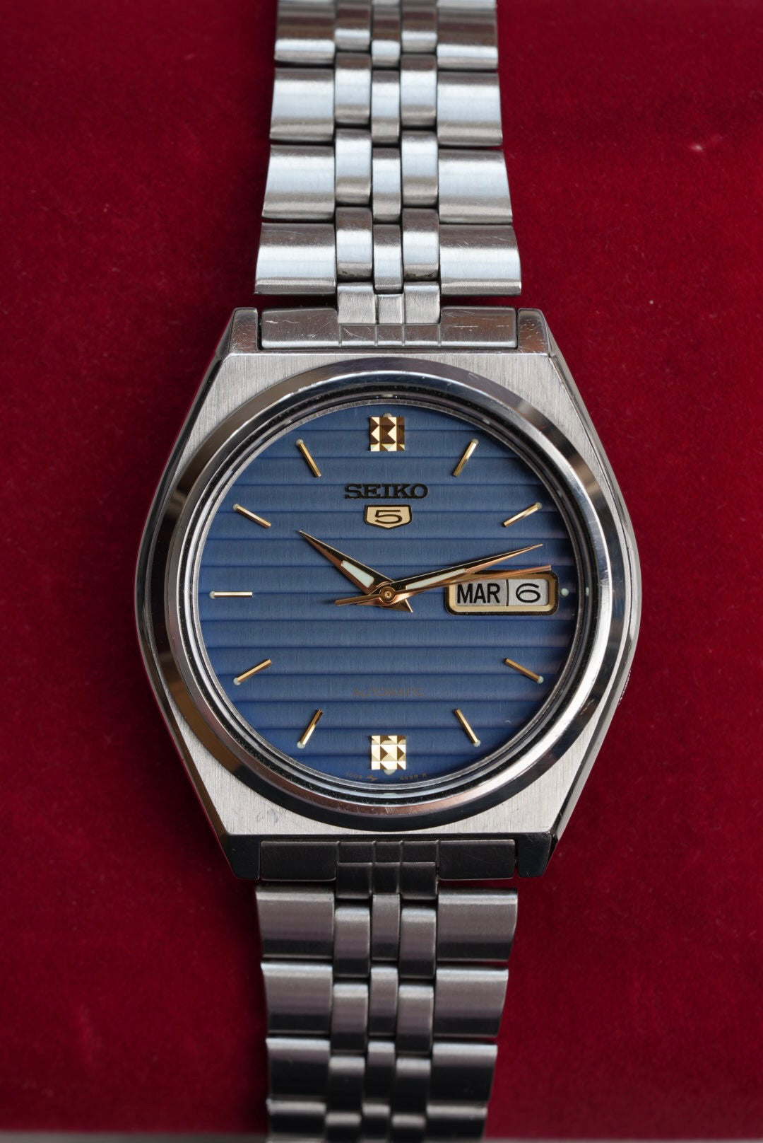 Seiko 5 7009-876A