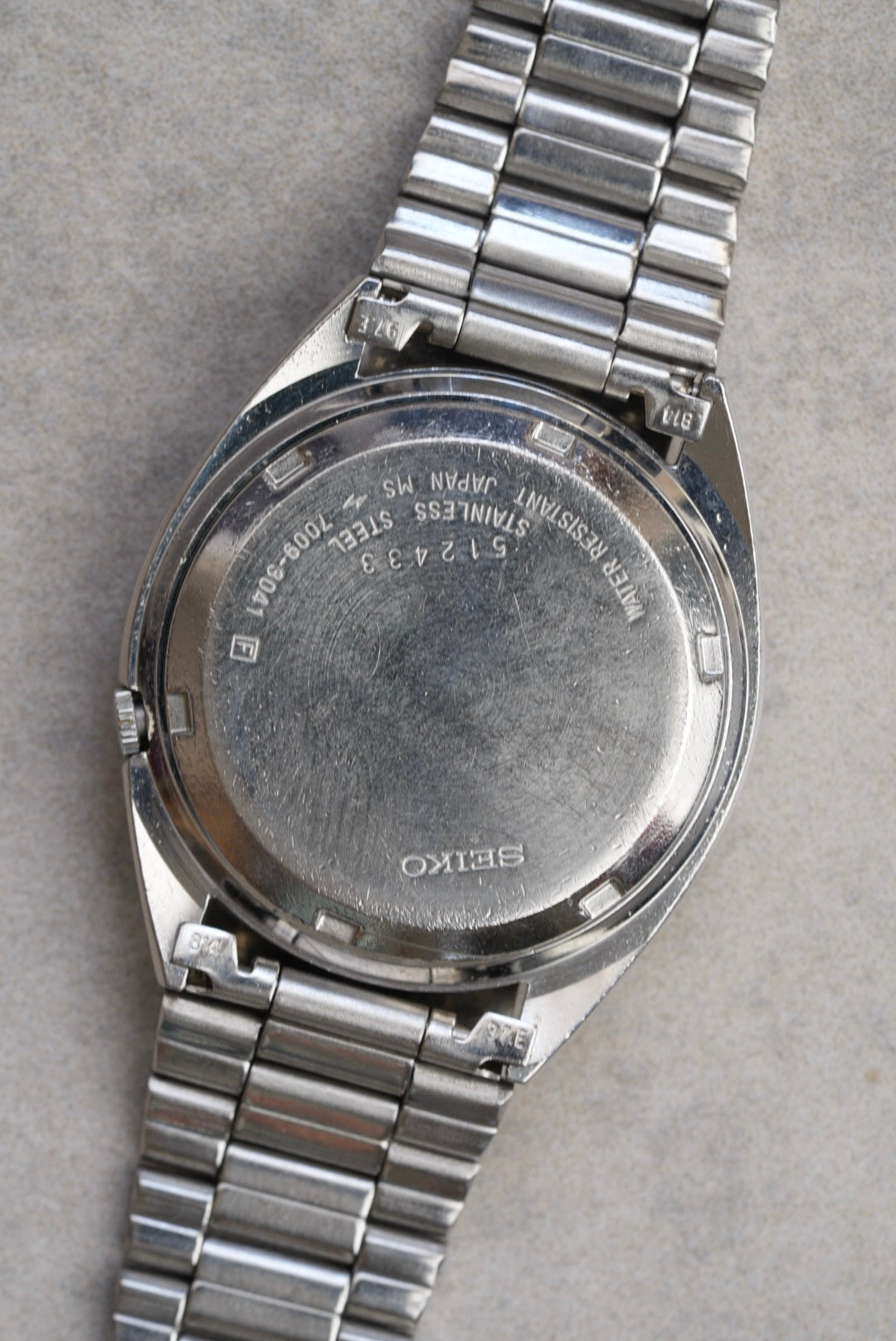 Seiko 5 7009-3041