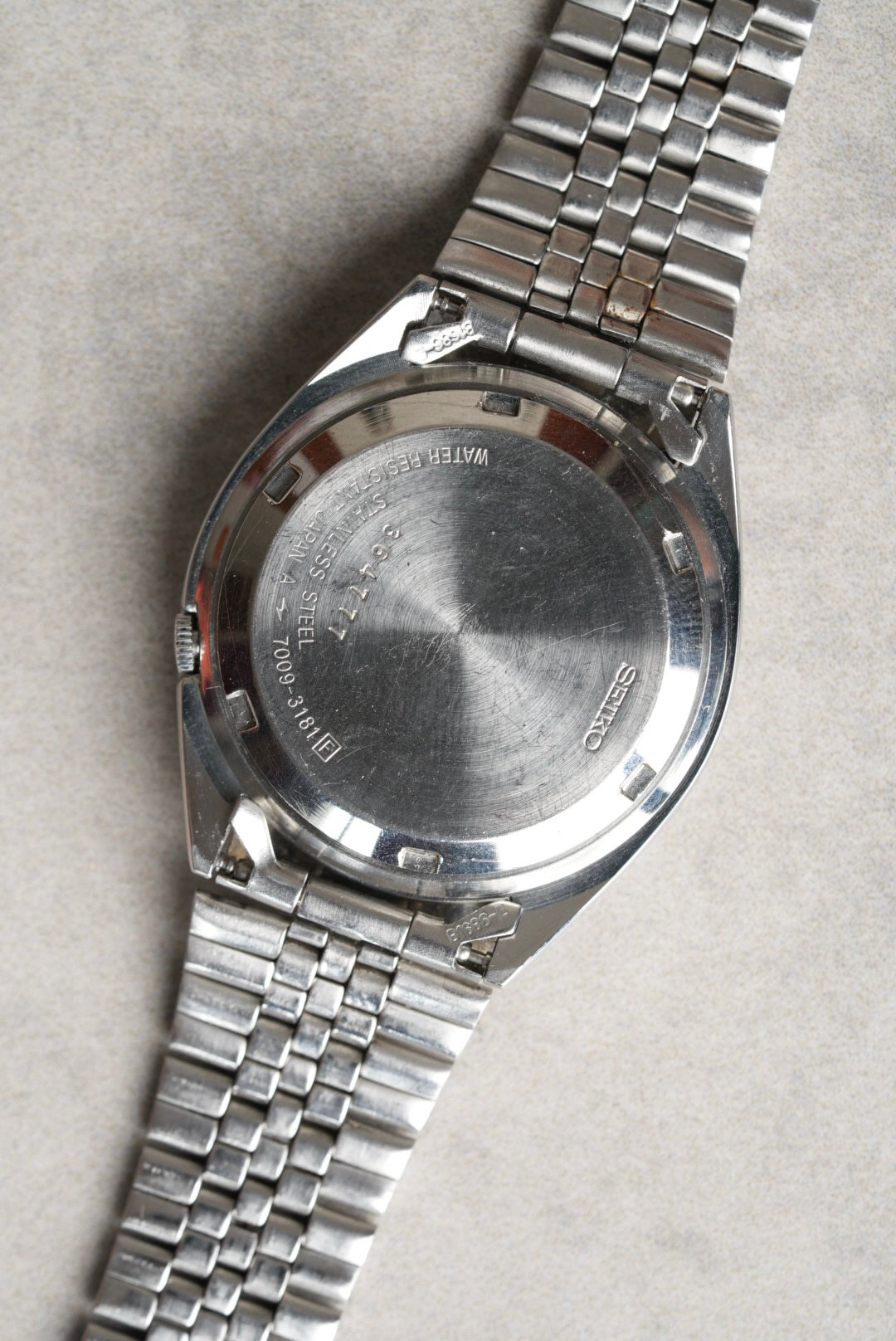 Seiko 5 7009-3181