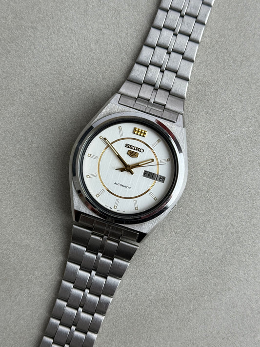 Seiko 5 7009-876A
