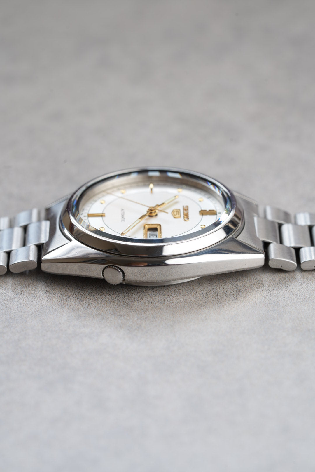 Seiko 5 7009-3040
