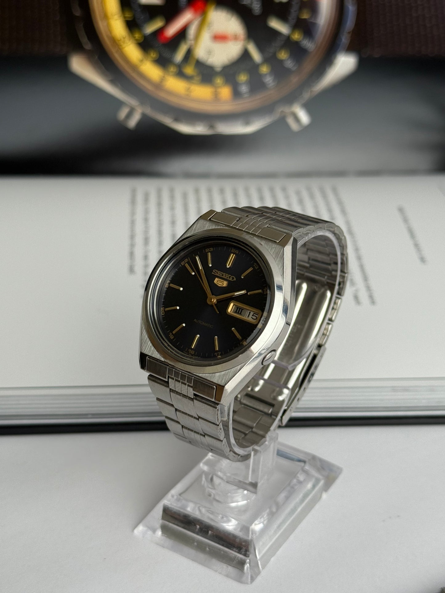 Seiko 5 7009-8761