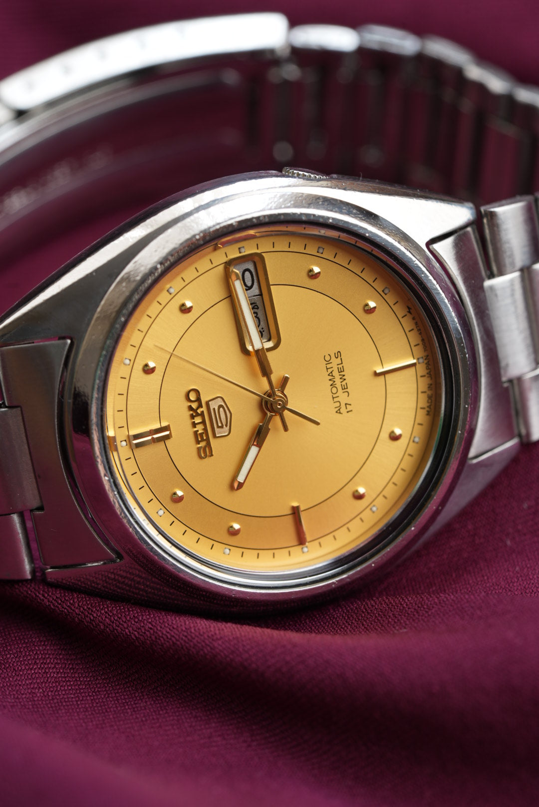 Seiko 5 7009-3041
