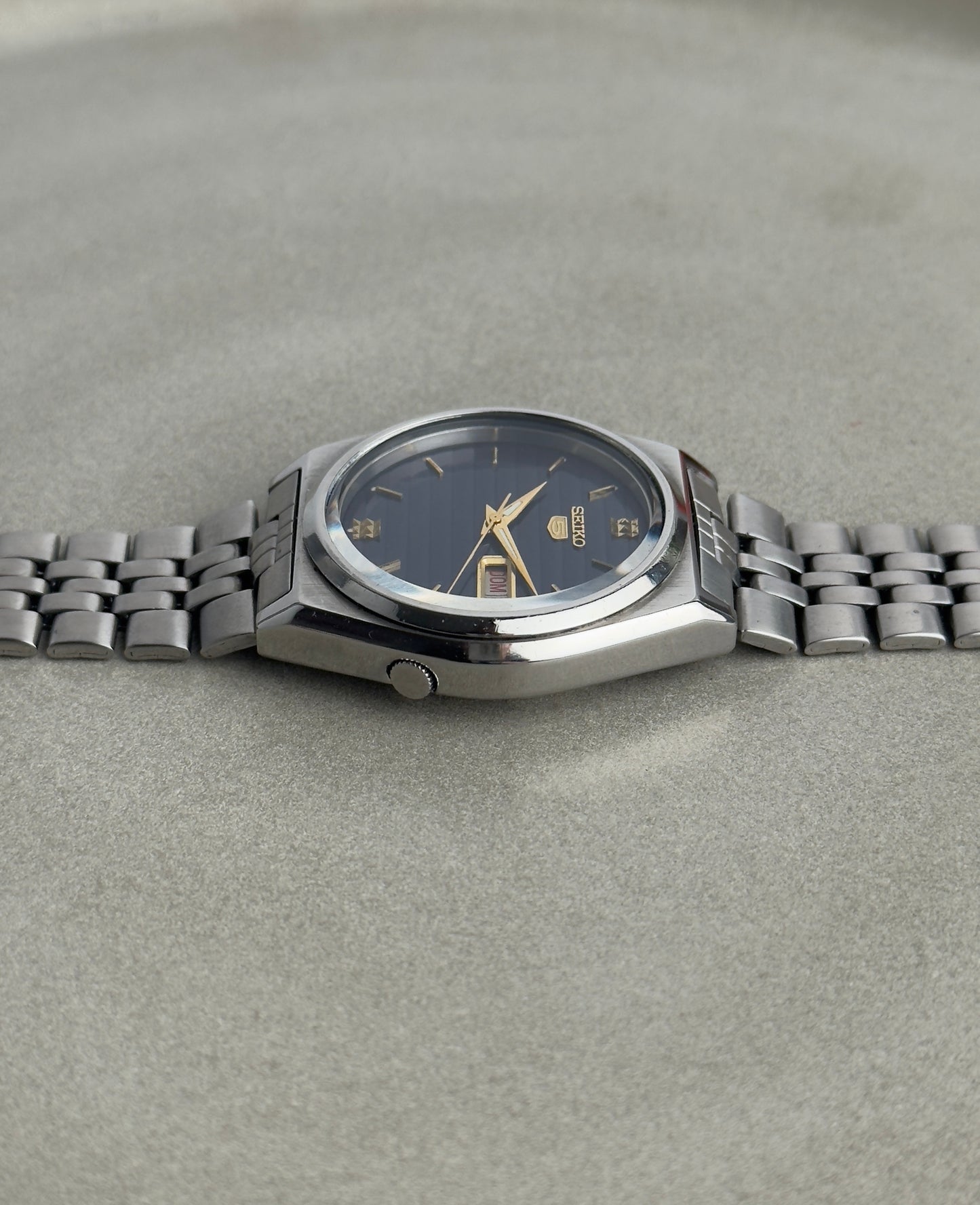 Seiko 5 7009-876A