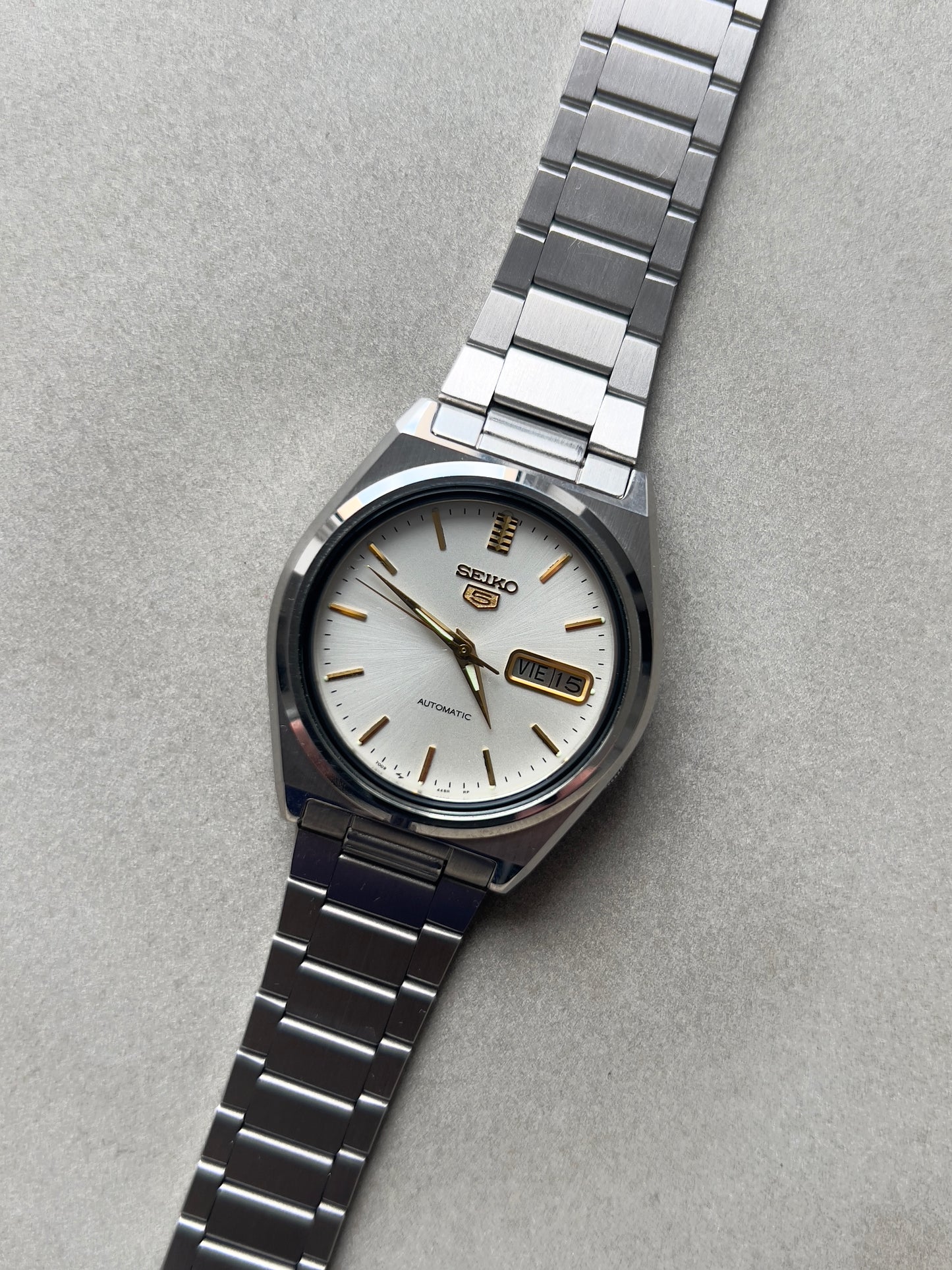 Seiko 5 7009-876A