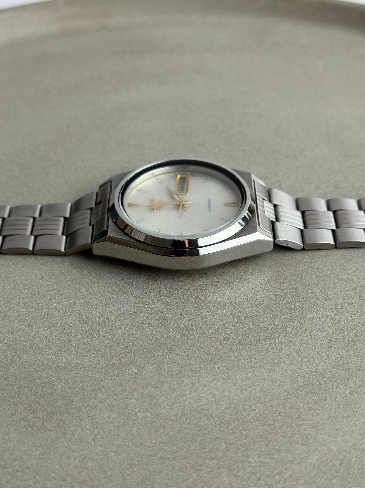 Seiko 5 7009-876A