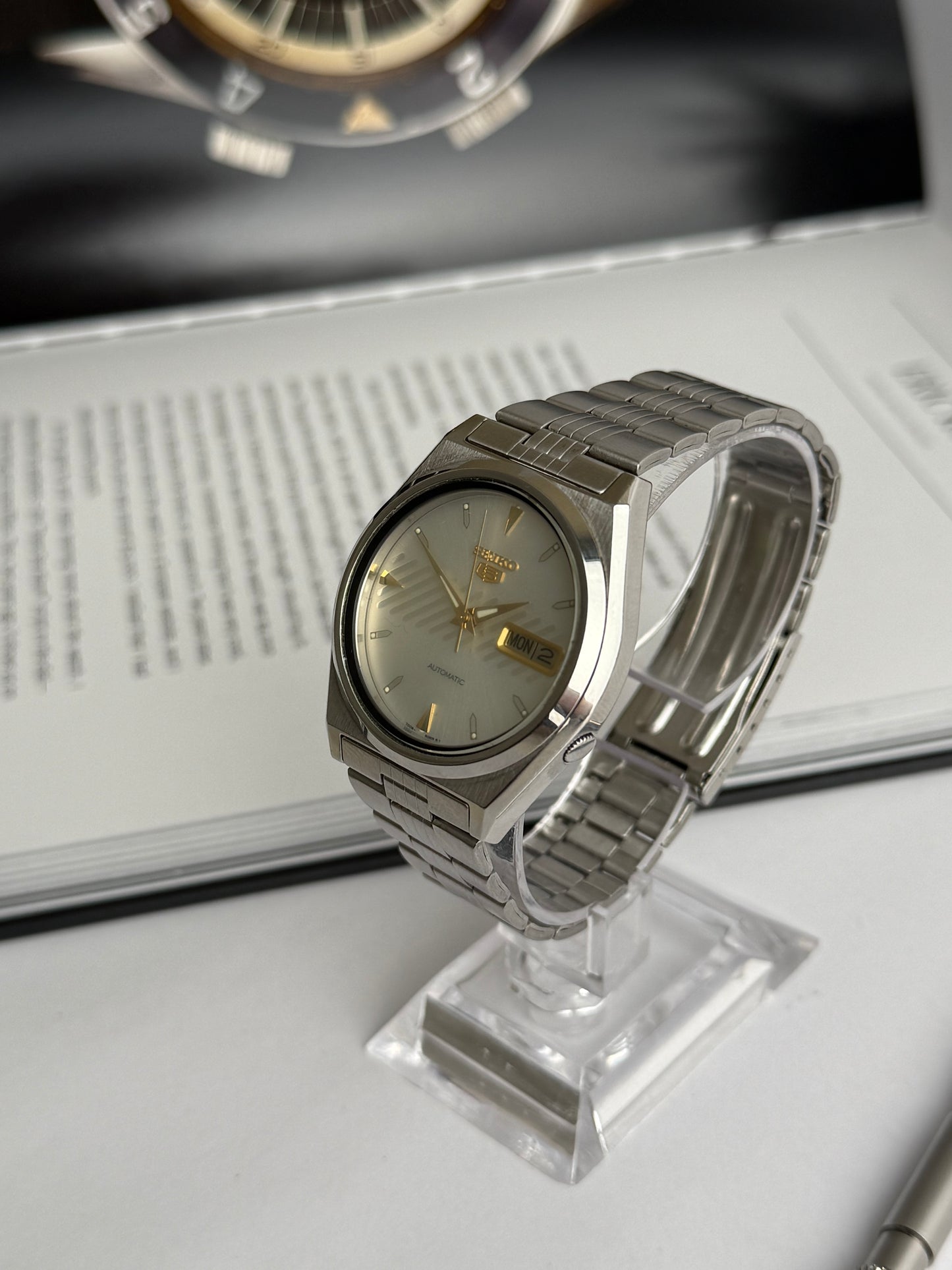 Seiko 5 7009-876A