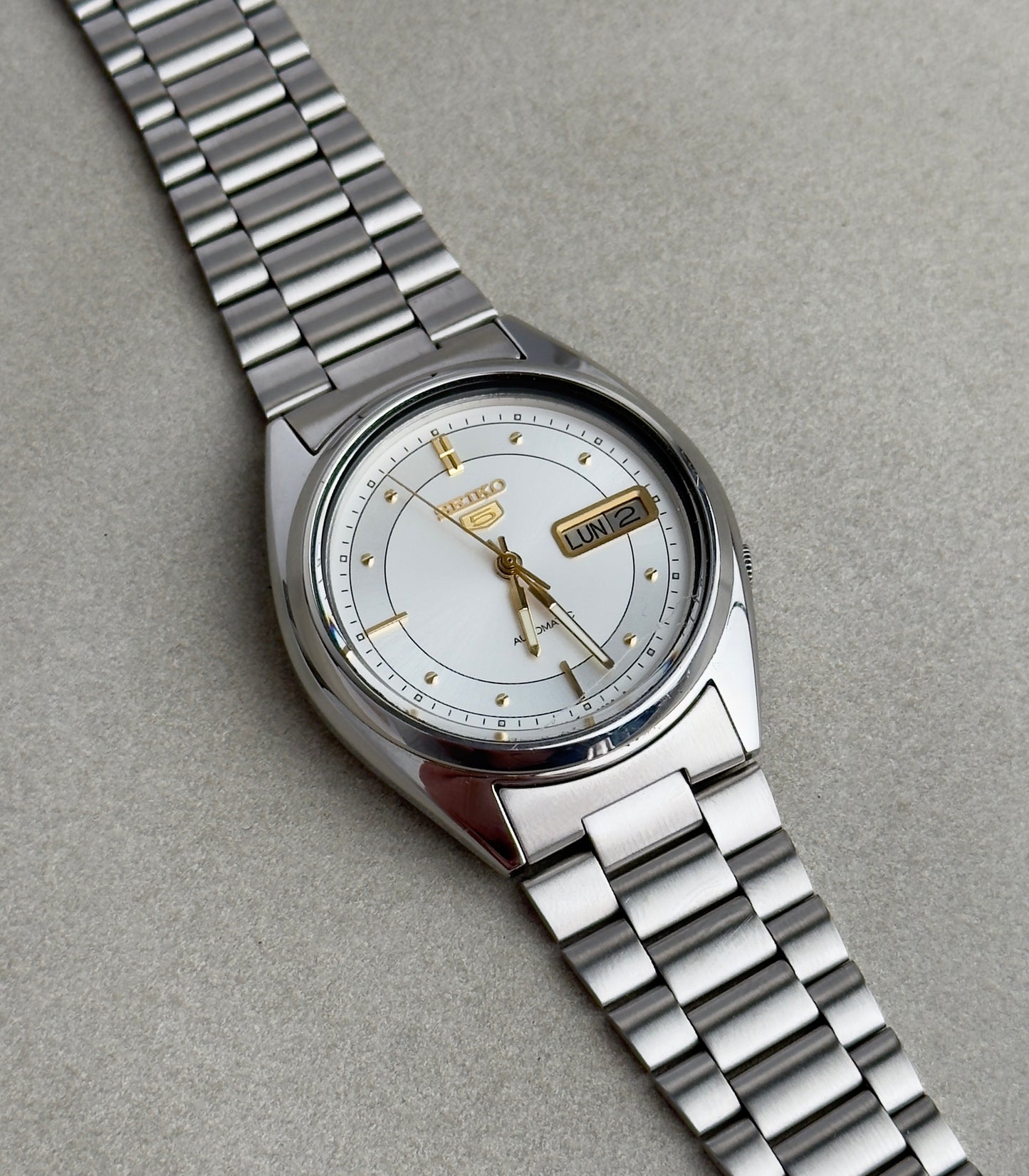 Seiko 5 7009-3040