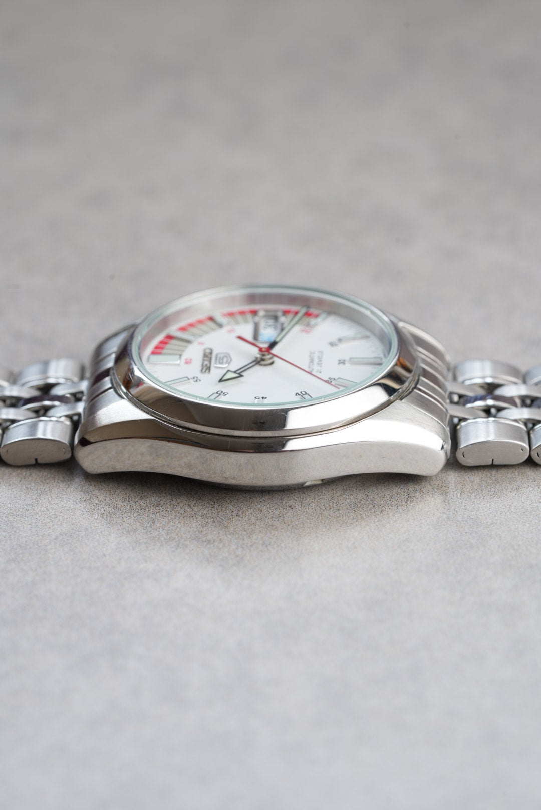 Seiko 5 7S26-01V0