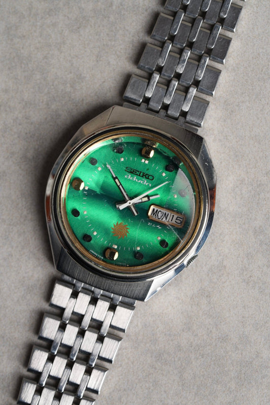 Seiko Advan 7019-7300
