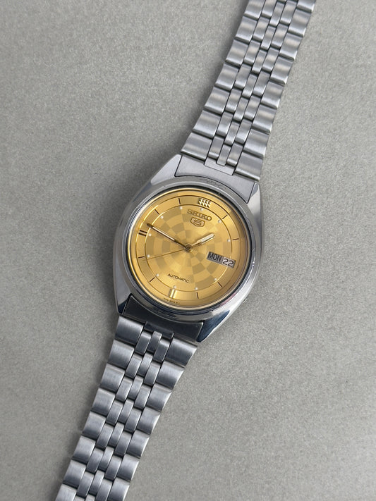 Seiko 5 7009-3180 ‘Golden Squares’