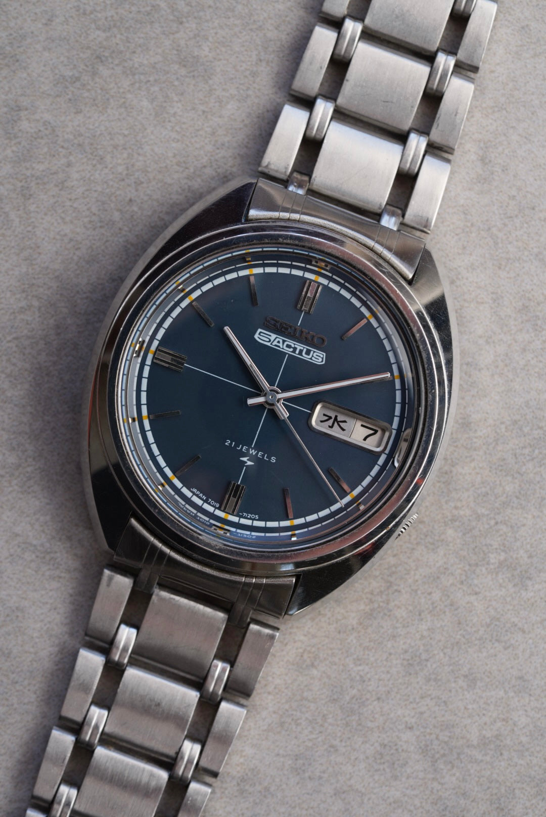 Seiko 5 Actus 7019-7070